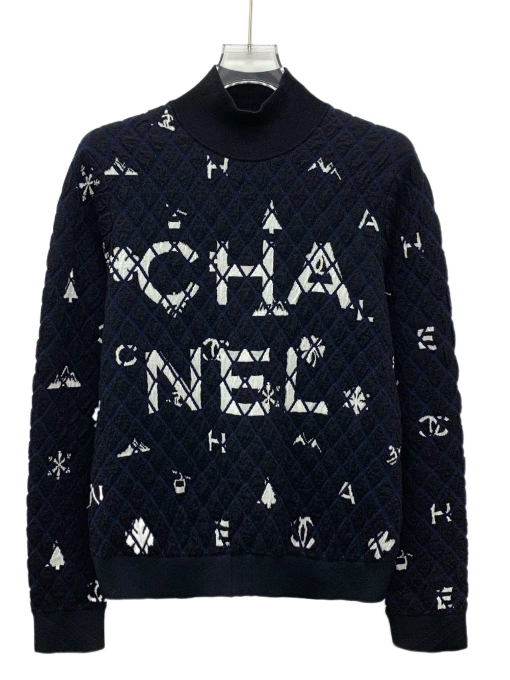 Chanel Ski Collection Diamond-Quilted Logo-Printed Long-Sleeve Cashmere Sweater